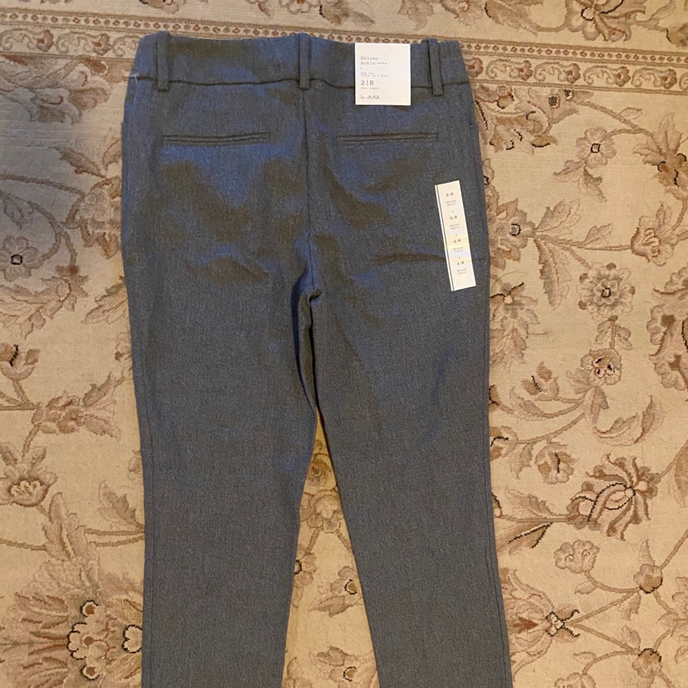 A New Day Grey Pants size 2 Skinny Ankle Fit